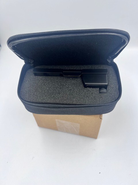 Vintage ￼Polaroid Spectra/Image Close Up Lens with Case, Book & Original Box