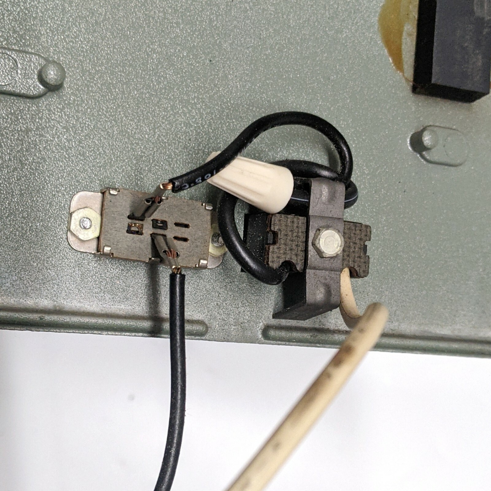 Complete Original Back Panel Replacement for Keystone 98 Projector with Screws