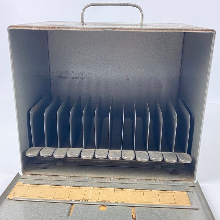 Brumberger 12 8mm Film Reel Storage Case Metal Home Movie Carry Box 1950s