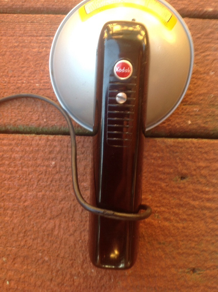 Kodak – Vintage Standard Flasholder for Flash-Synchronized Cameras Sure-Grip