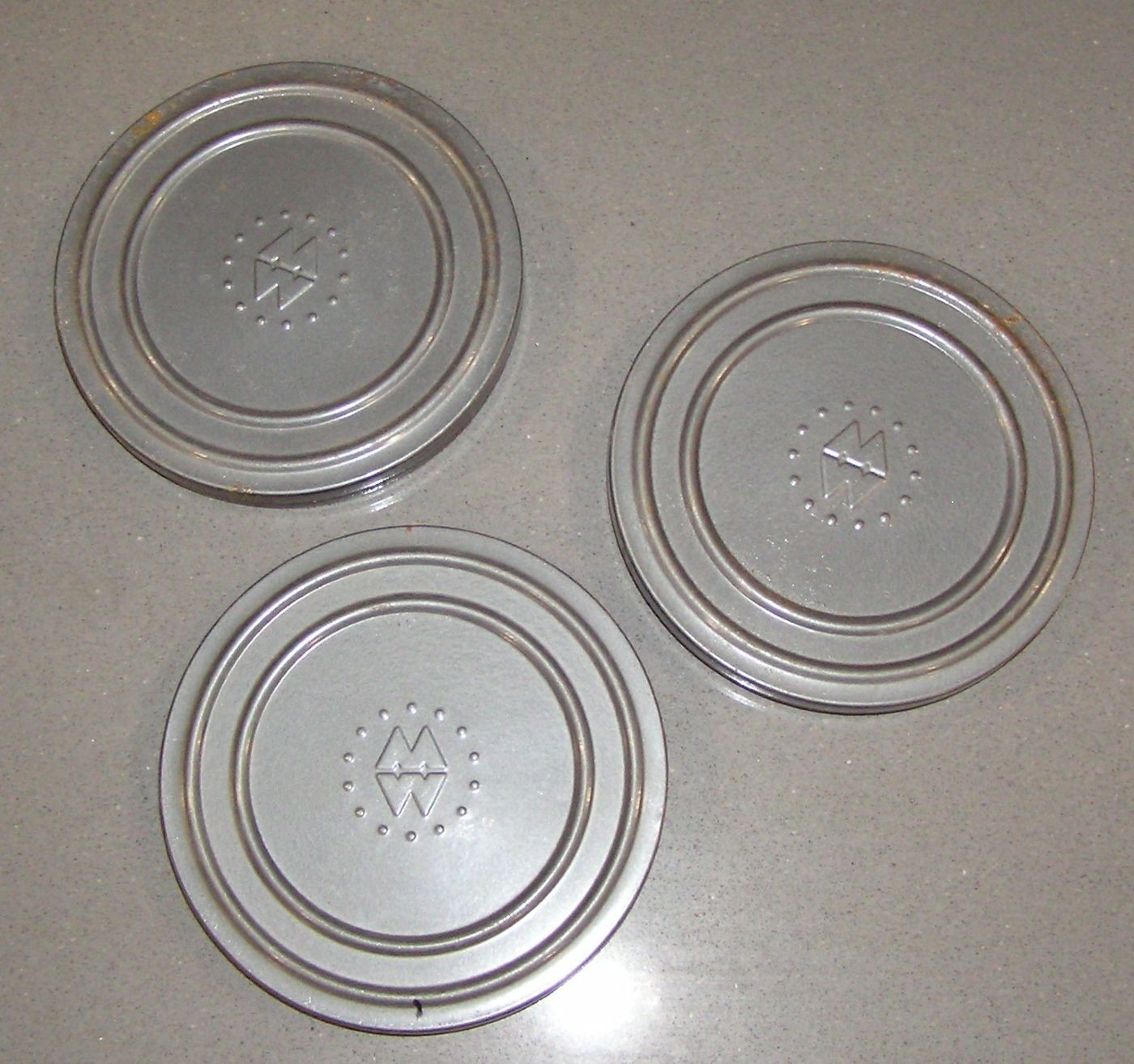 Bruce 8mm Film Storage Case 12 Slot +10 Empty Metal Reel Canister
