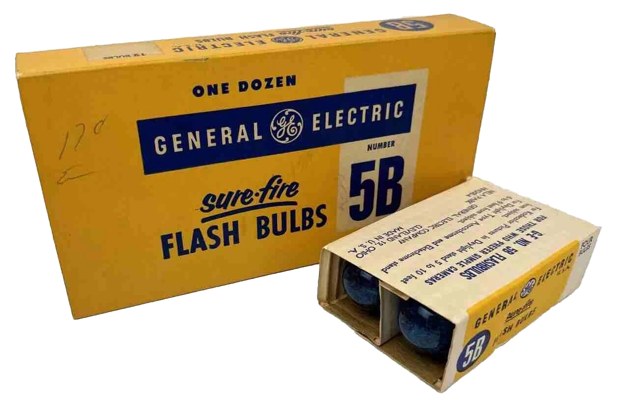Vtg GE General Electric Sure Fire Camera 5B Flash Bulb Lot 12 Bulbs USA NOS