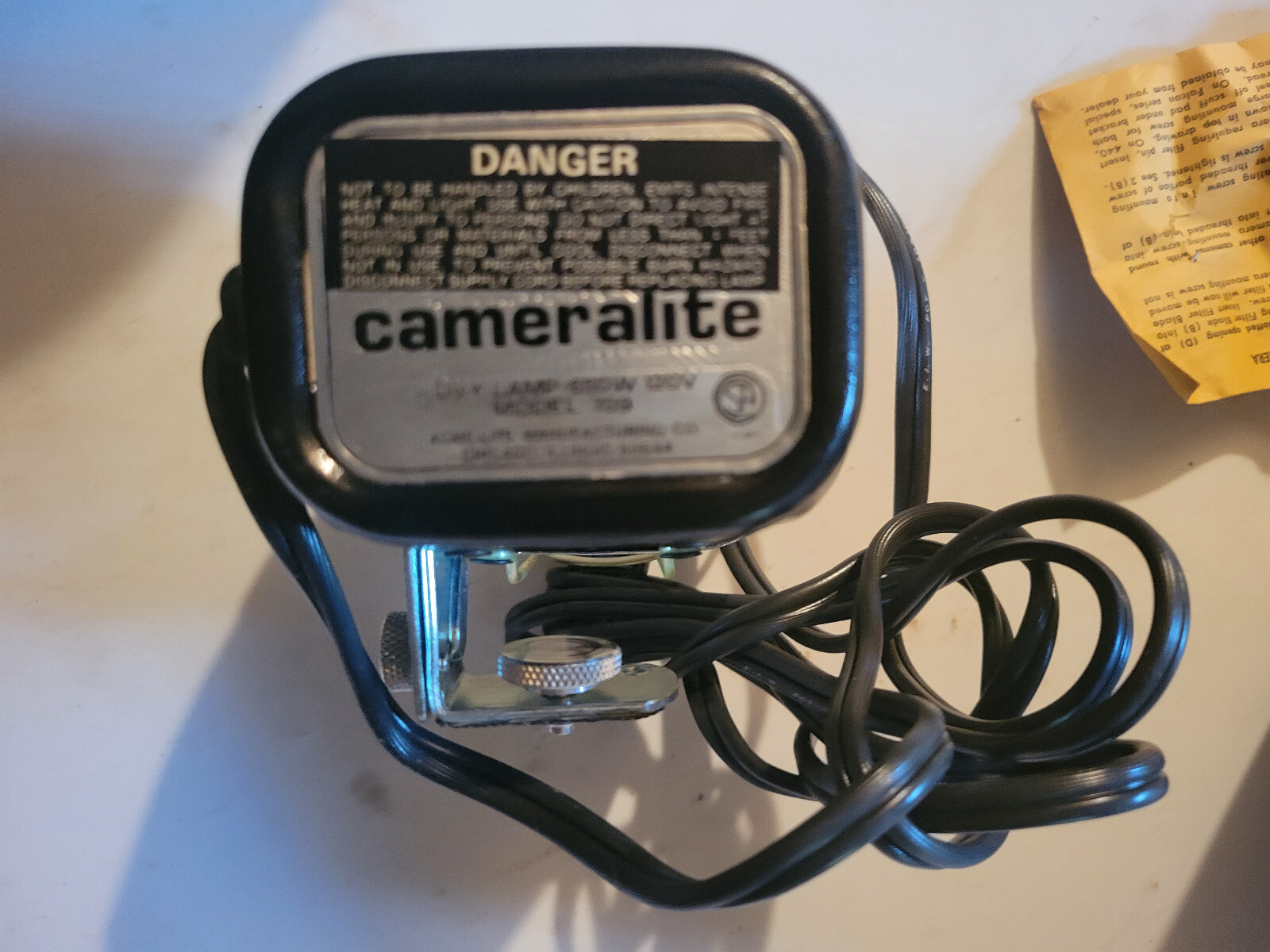 Vintage Cameralite 709G Acme-Lite Camera Light for Super 8 Cameras /extra bulb