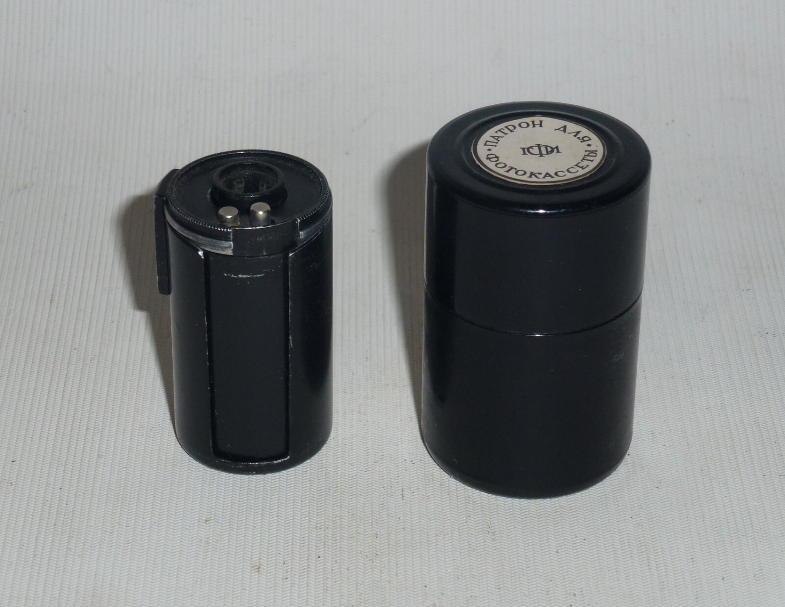 RARE Soviet Leica Type Metal Two-cylinder Cassette For 35 mm Film Camera FED