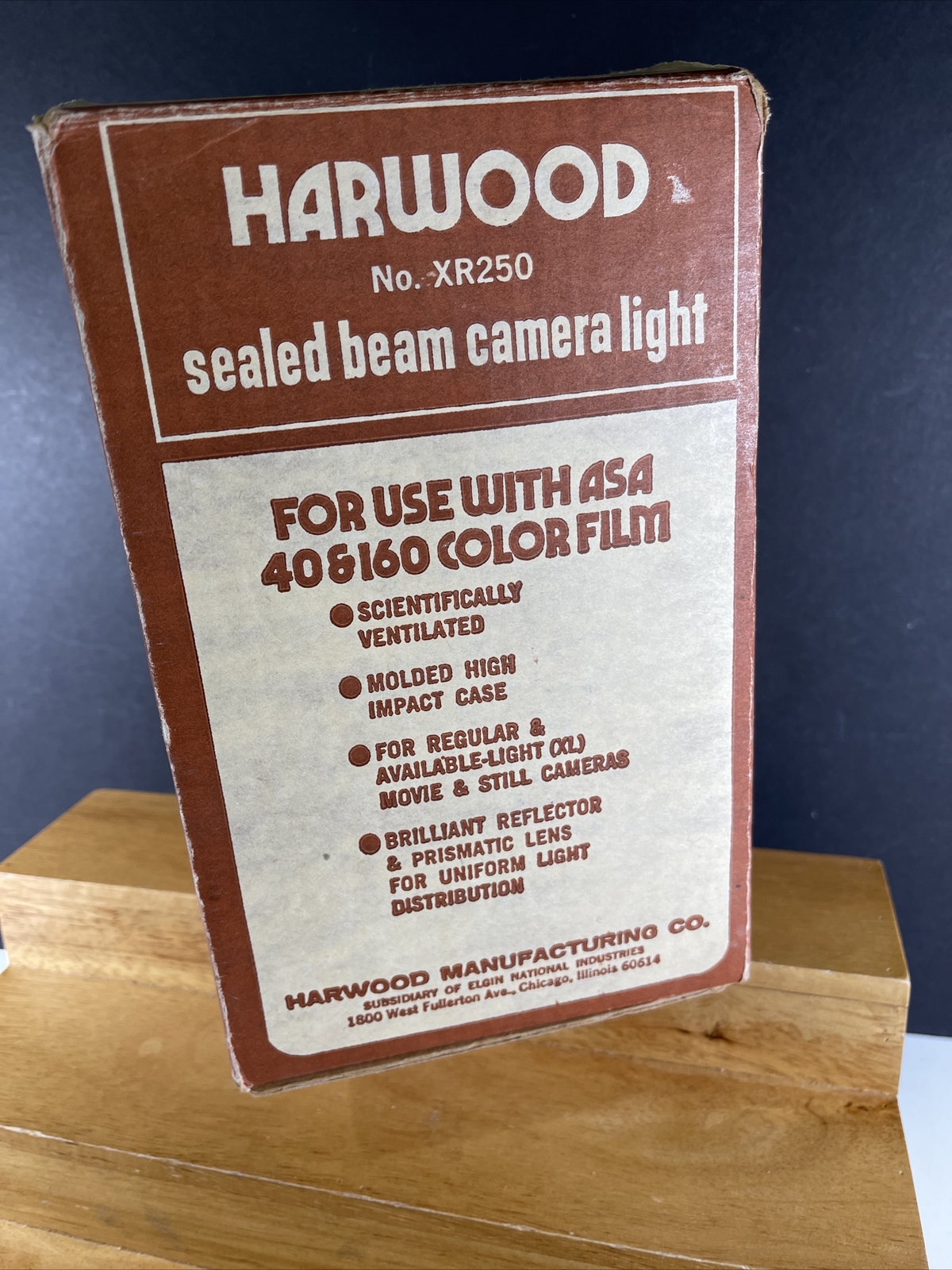 Vintage Harwood No. XR250 Sealed Beam Camera Light For Use With ASA 40&160 WORKS