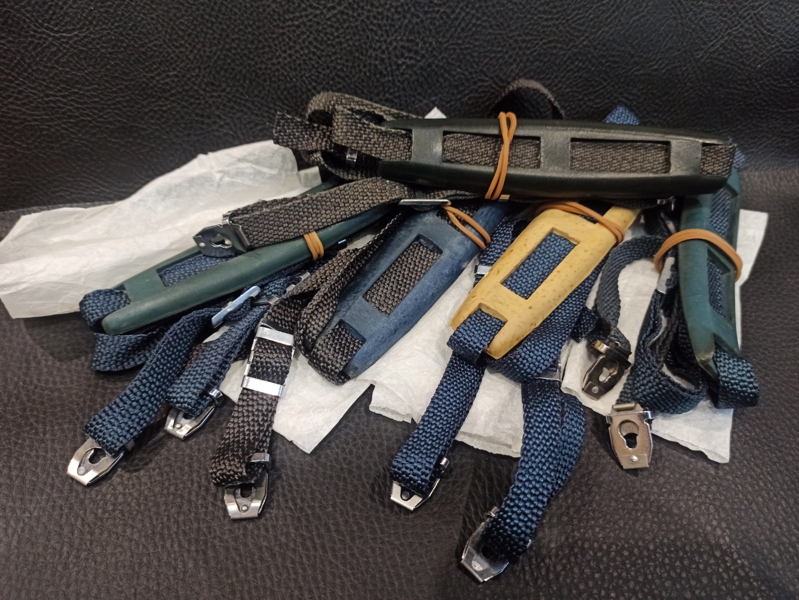 Original neck strap with fasteners for Kiev 6 60 88 shoulder medium format 1 ps
