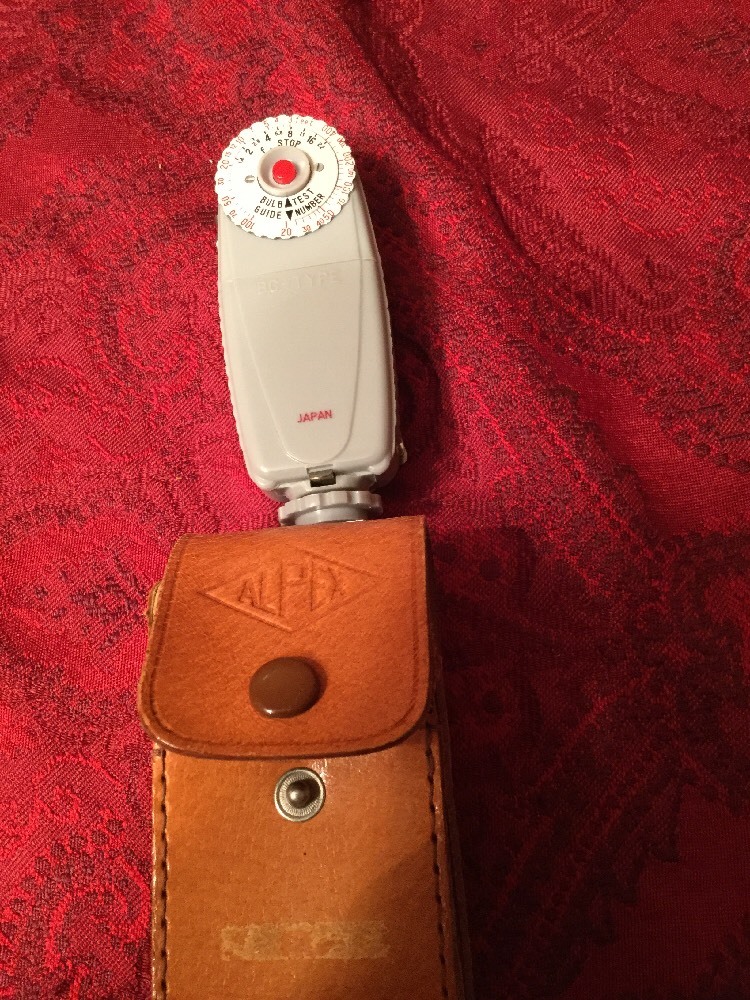 Vintage ALPEX Deluxe Four Way Flash Attachment With Leather Case Photo Camera