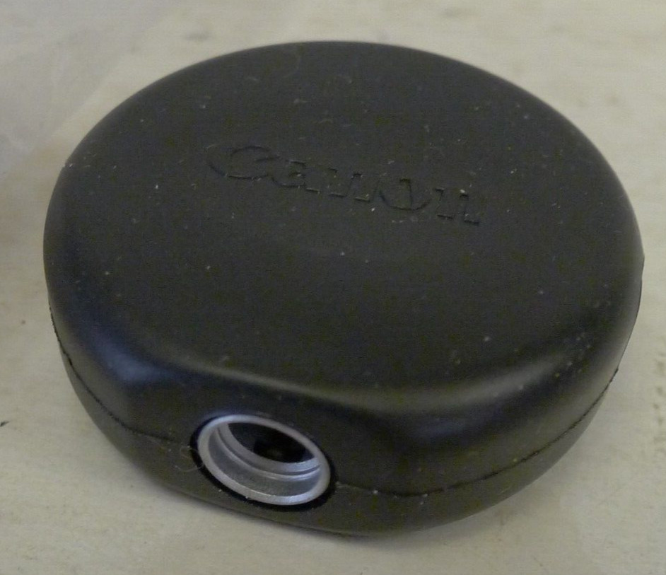 Canon TTL Distributer CZ6-2242 With Bag – Made in Japan – Never Used