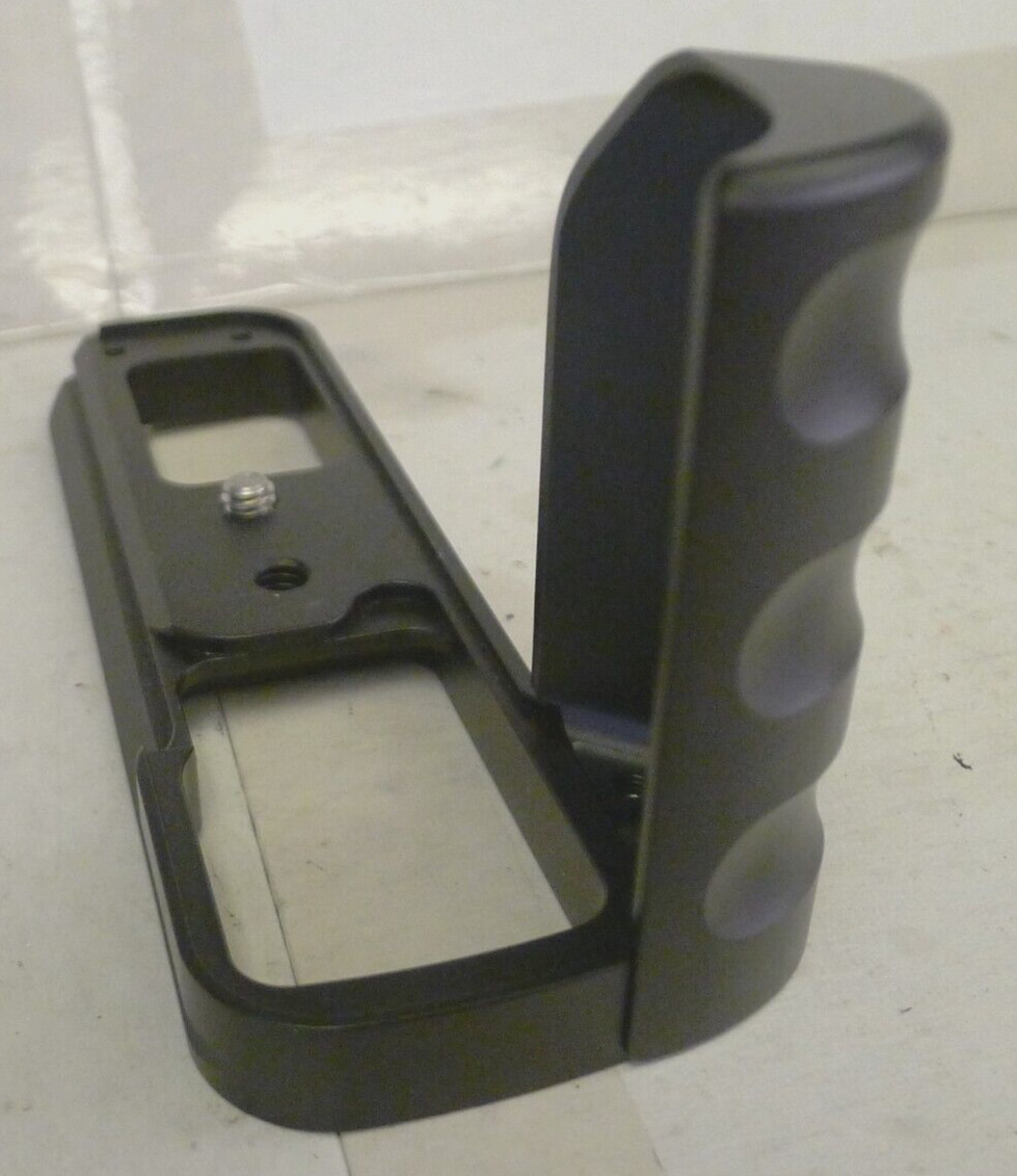 Fotasy X-T3 Quick Release L Plate Hand Grip Bracket for Fujifilm X-T3 – Used