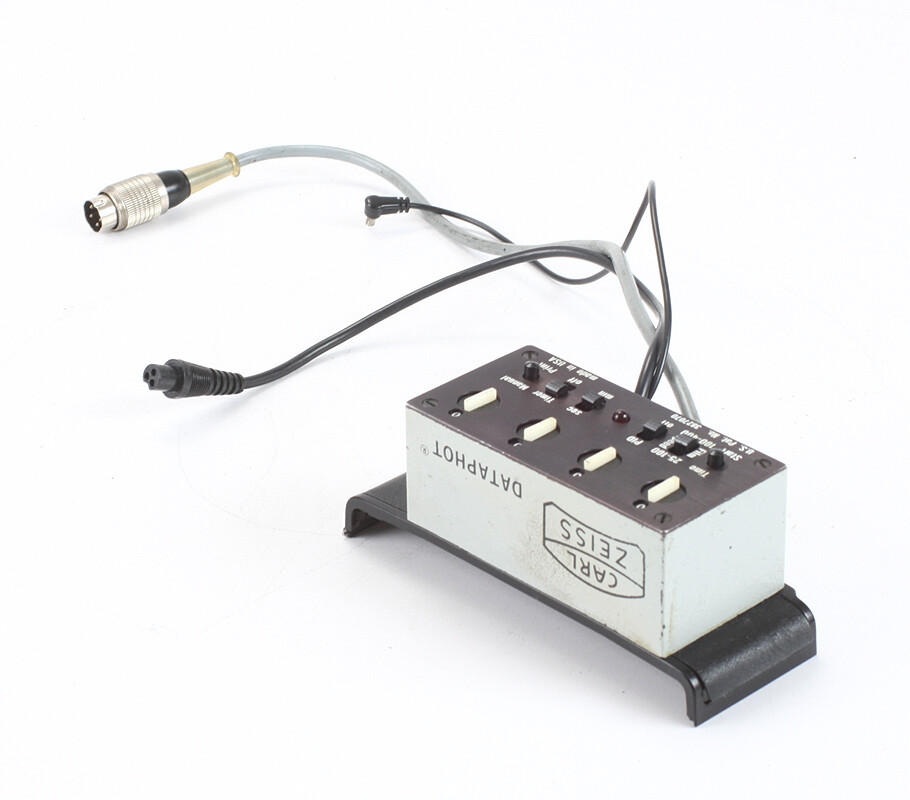 CONTAX DATAPHOT BACK FOR CONTAX, UNTESTED, SOLD FOR DISPLAY ONLY/198822