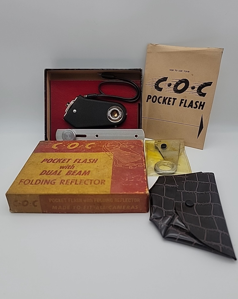 C.O.C Model #PF Pocket Flash with Dual Beam Folding Reflector (With Acc.)