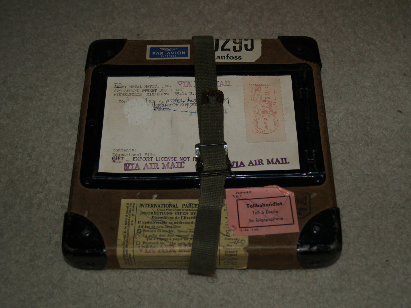 VINTAGE Film Reel Canister Case Shipping Box Mailer 8″ X 8″ X 1″ + reel canister