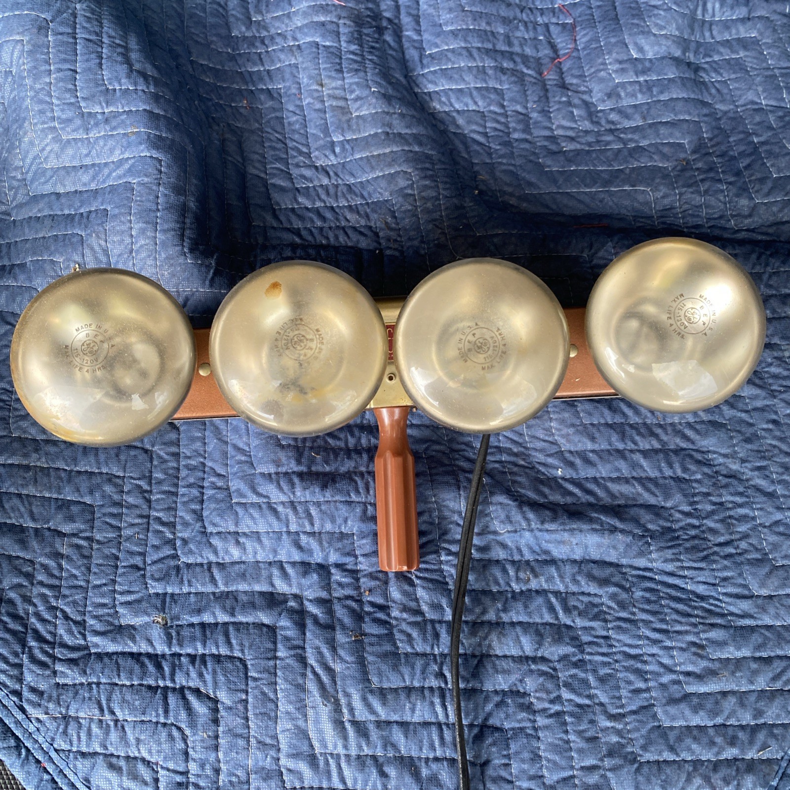 Vintage ACME MOV-E-LITE 4 Lamp Light Bar 14-3/4″ Tested Working