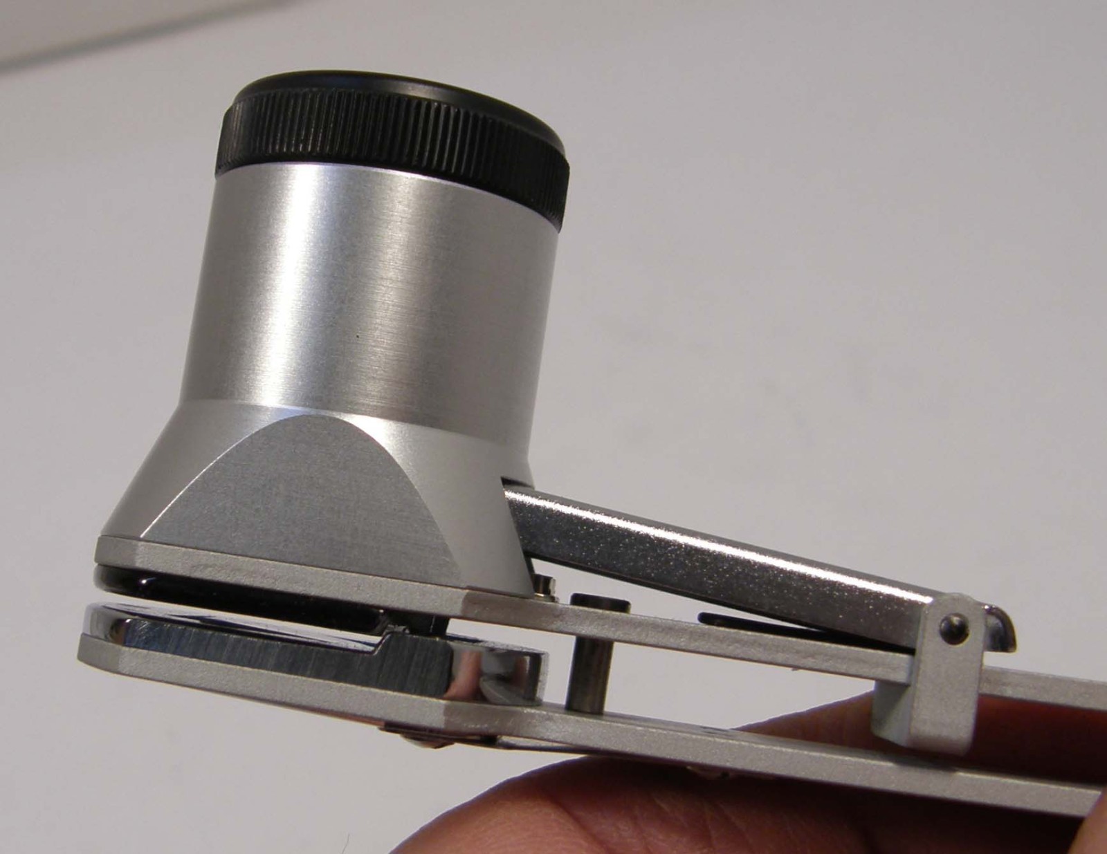 MINOX GERMANY TRANSPARENCY FILM MAGNIFYING LOUPE VIEWER/CUTTER
