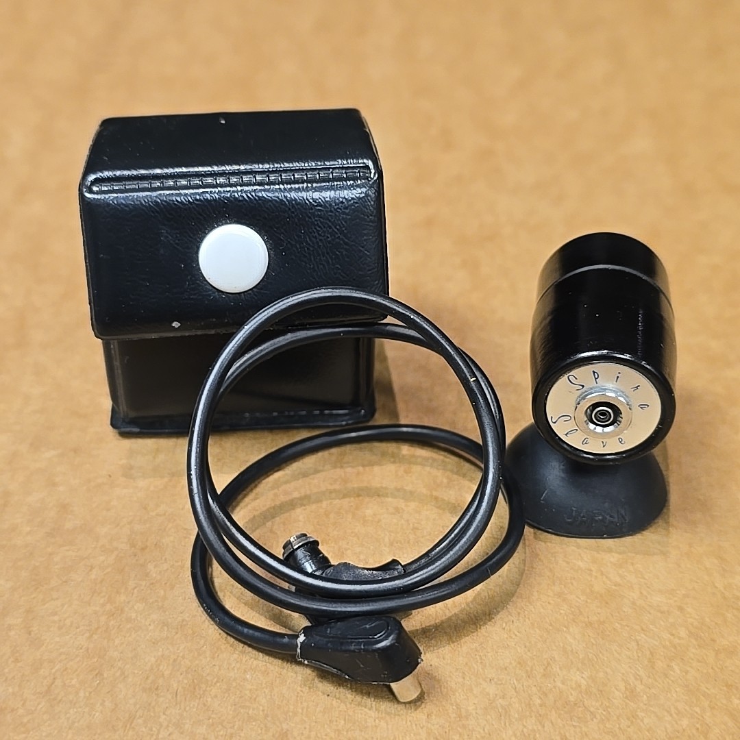 Vintage Spiratone Spira Slave Unit Sensitive Remote Synchronized Strobes Nos
