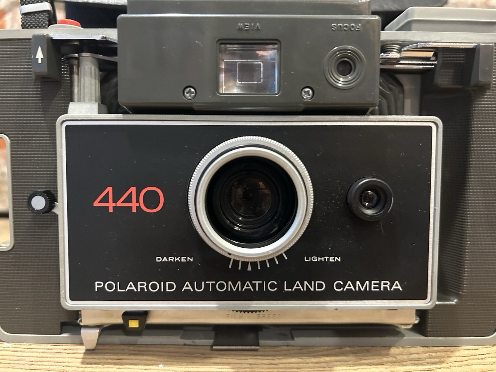 VTG Polaroid Automatic Land Camera 440 Manual Close Up Kit Carry Case Untested