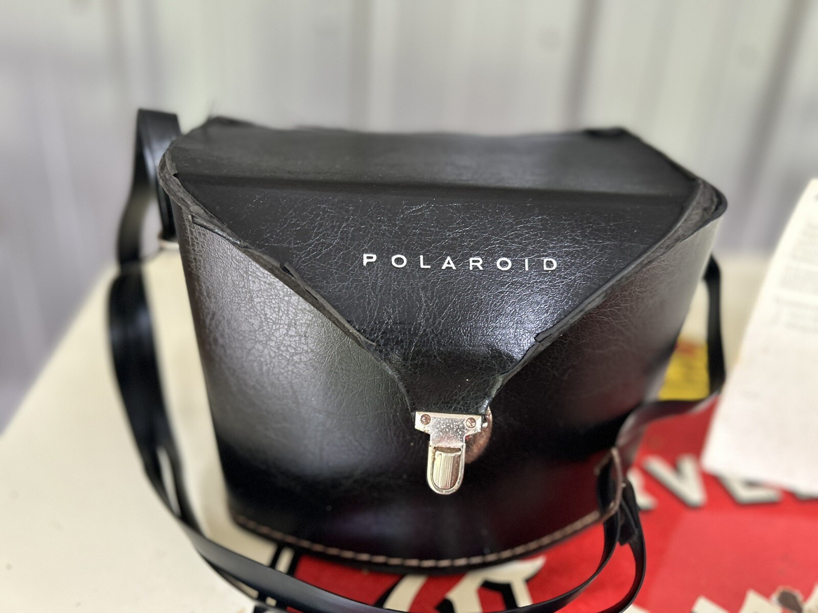 1965 -Polaroid Swinger Model 20 Instant Film Land Camera – Original Casing