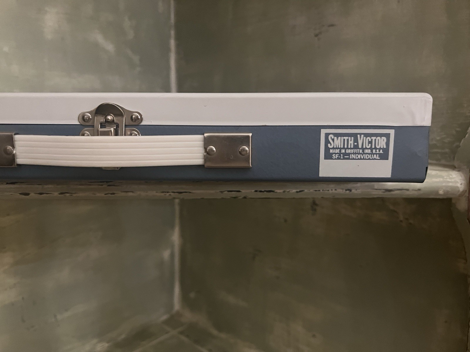 Smith-Victor SF-1 Individual Hard Carrying Case, Universal Compatible