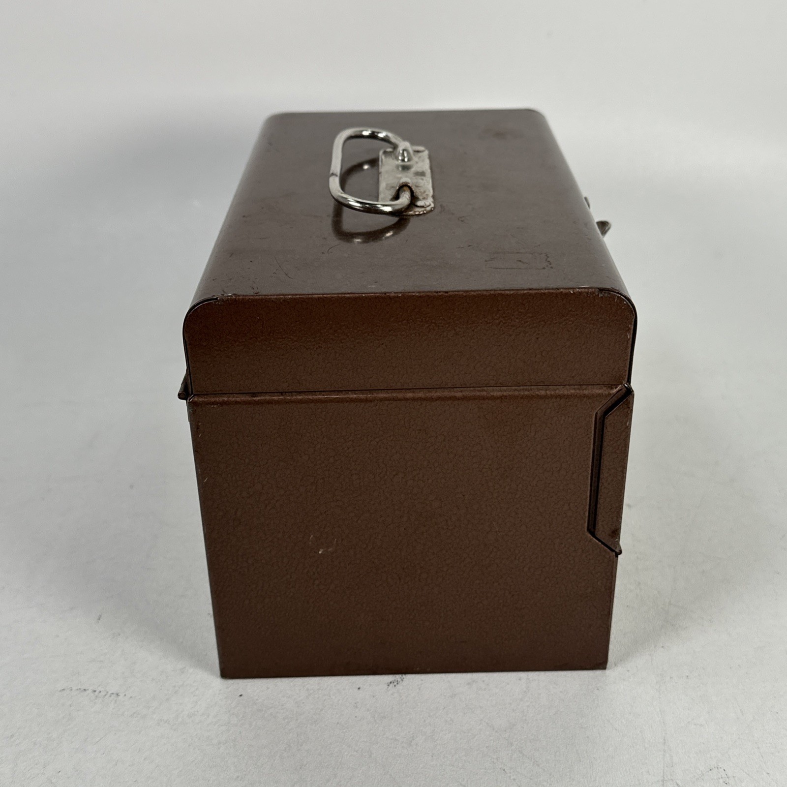 Vintage Ambassador Argus Case With Film Reels And Tin Cases Great Shape! Nice!
