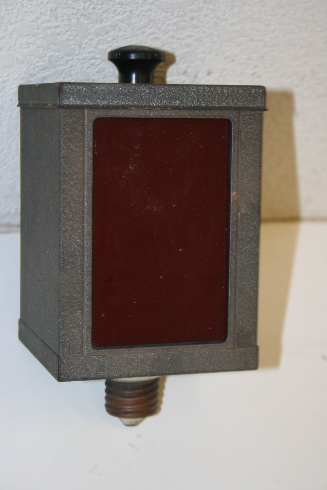 Vintage Albert Specialty Metal Colored Photography Light Box Red Yellow RARE