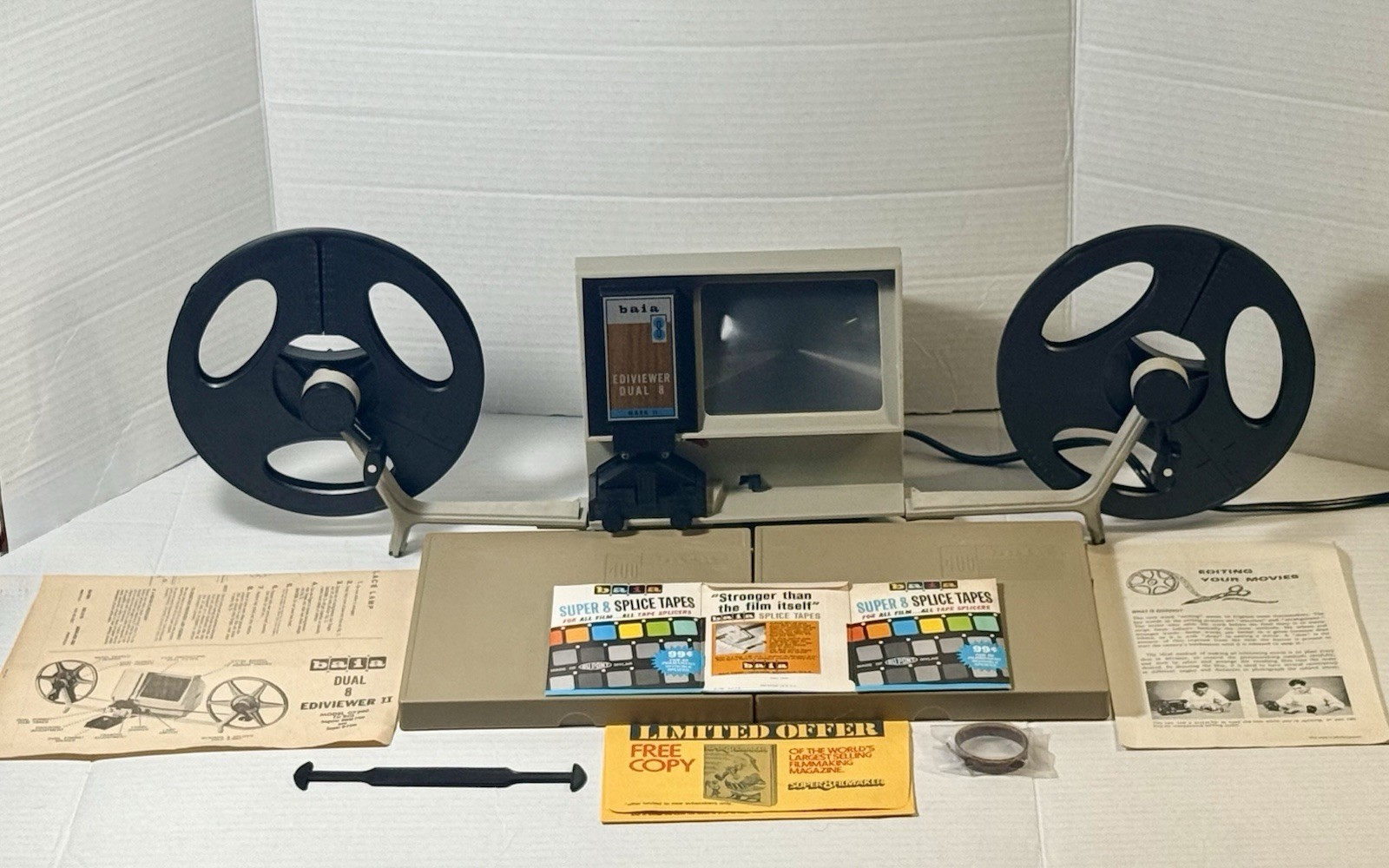 VTG Baia Dual 8 Super 8 8mm Film Editor Viewer Light Box Works Complete In Box