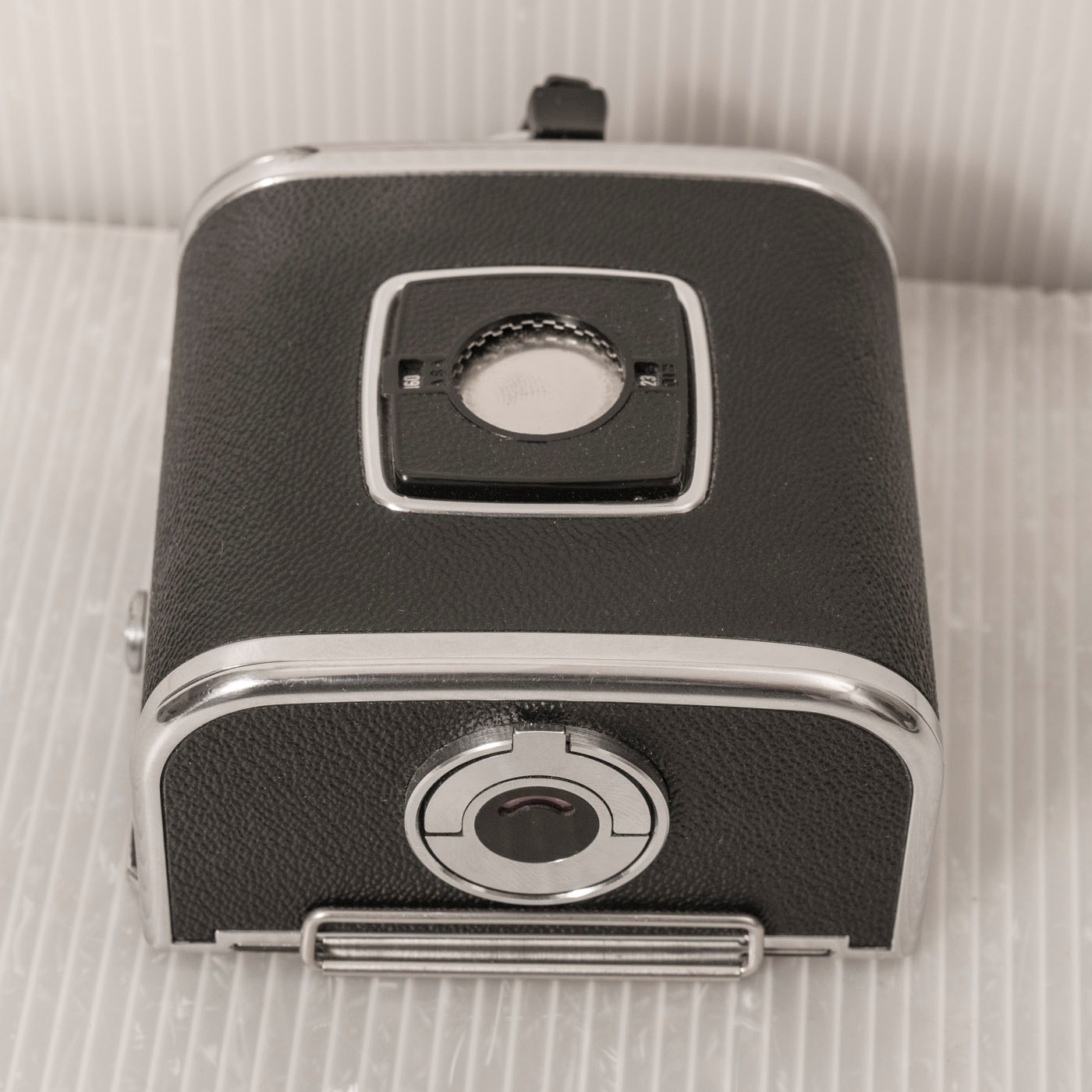 Hasselblad A12 Chrome 6×6 120 Roll Film Back (12 button)