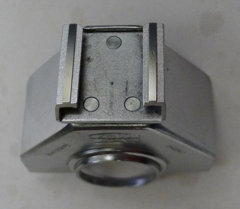 Zeiss Ikon 35mm Camera Cold Shoe Mount 861/02 for Flash – Made in Germany