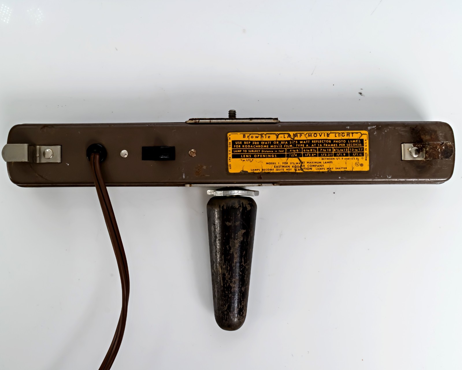Vintage Kodak Brownie 2 Lamp Movie Light Bar w/Handle – Model 1