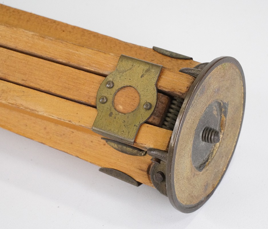 WOODEN TRIPOD, UNMARKED AS TO MAKER, VINTAGE CAMERA/227459