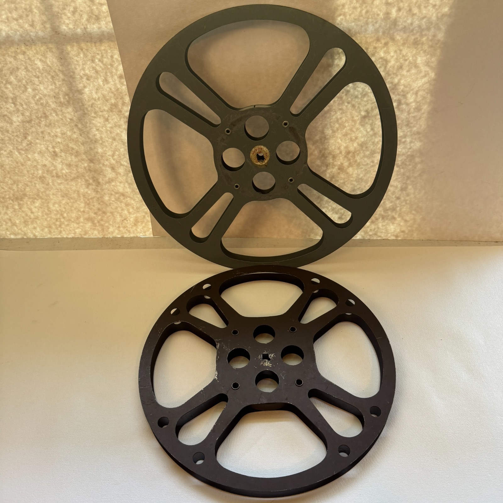 16mm Metal Film Take Up Reels Lot of 2 Vintage Movie Reels 12″ & 13″