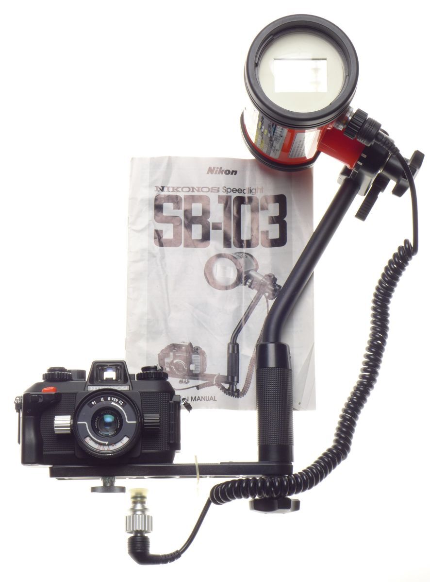 Nikon iv-a underwater camera nikkor 35mm 1:2.5 80mm 1:4 lens sb-103 flash
