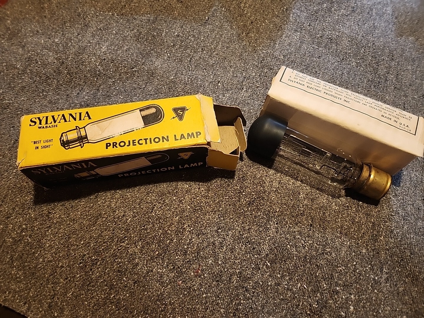 Vintage Sylvania Wabash 120V 750W T12 Projection Lamp As-Is