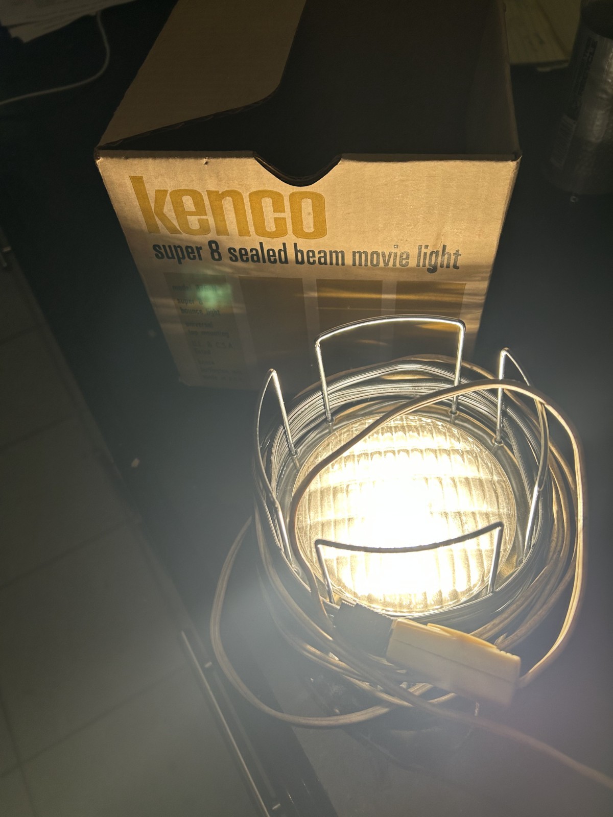 Kenco Super 8 Movie Light Vintage Film Camera Lighting w Box Tested Works