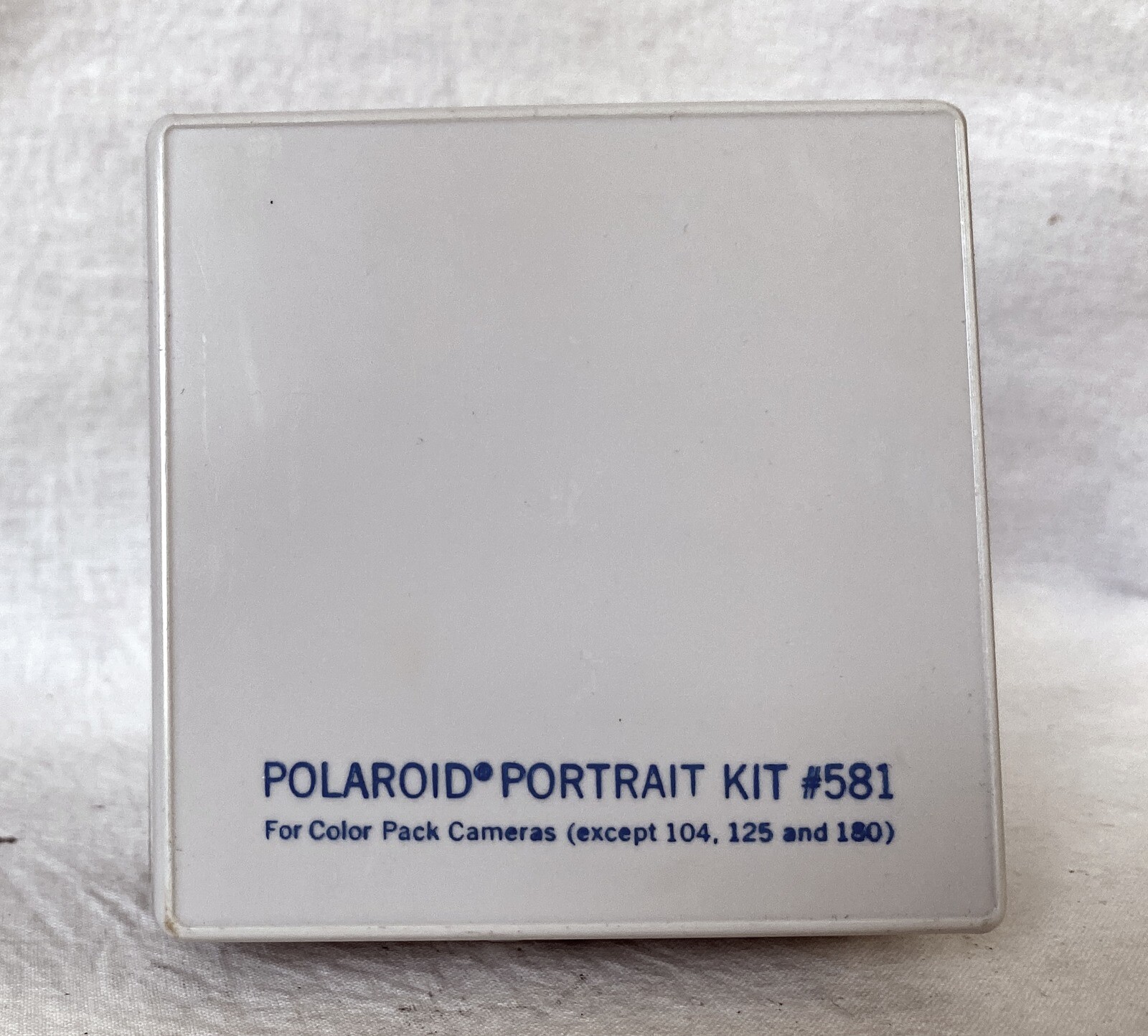 POLAROID PORTRAIT KIT #581.