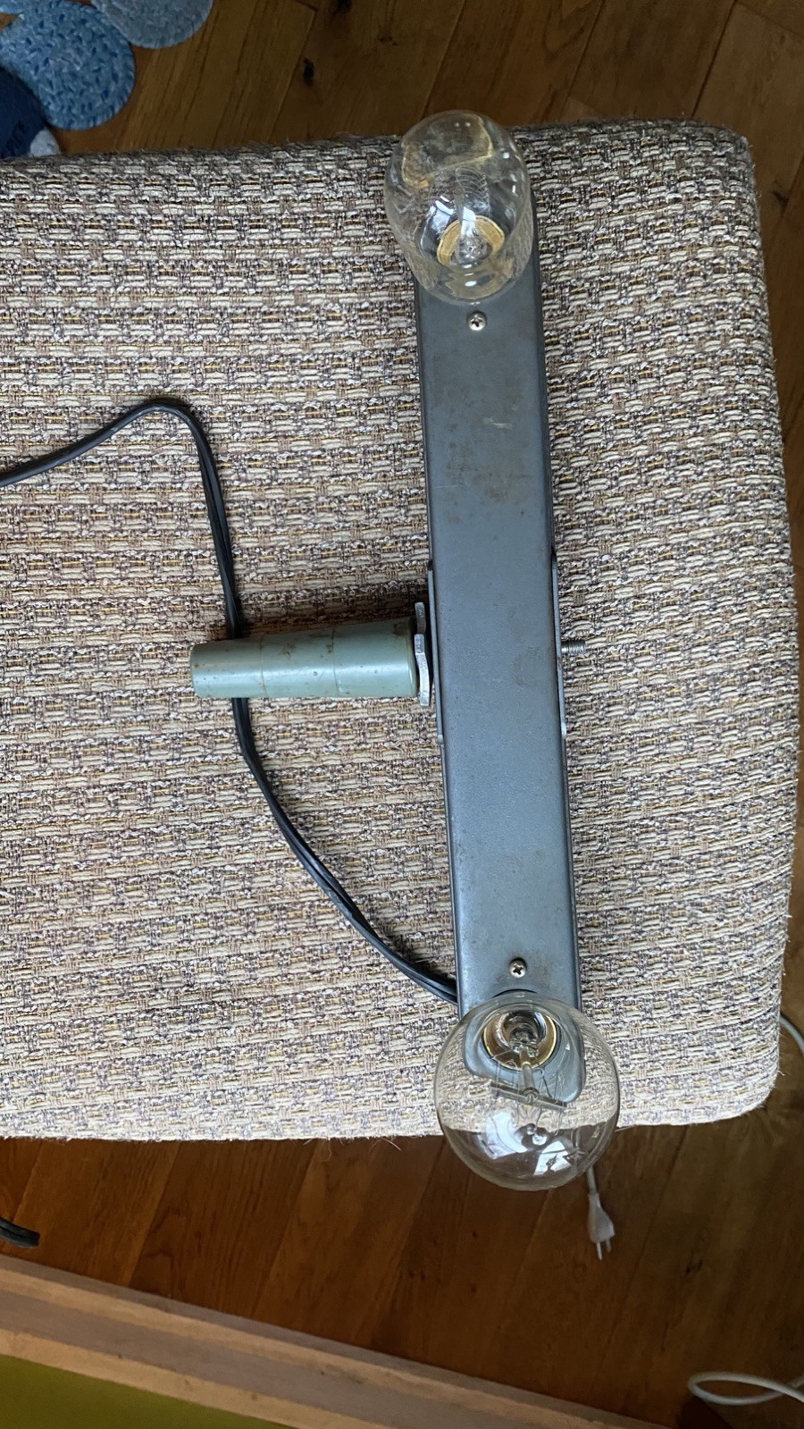 Vintage Flood Light Bar Lamp for Indoor Movies Tested & Working / no bulbs