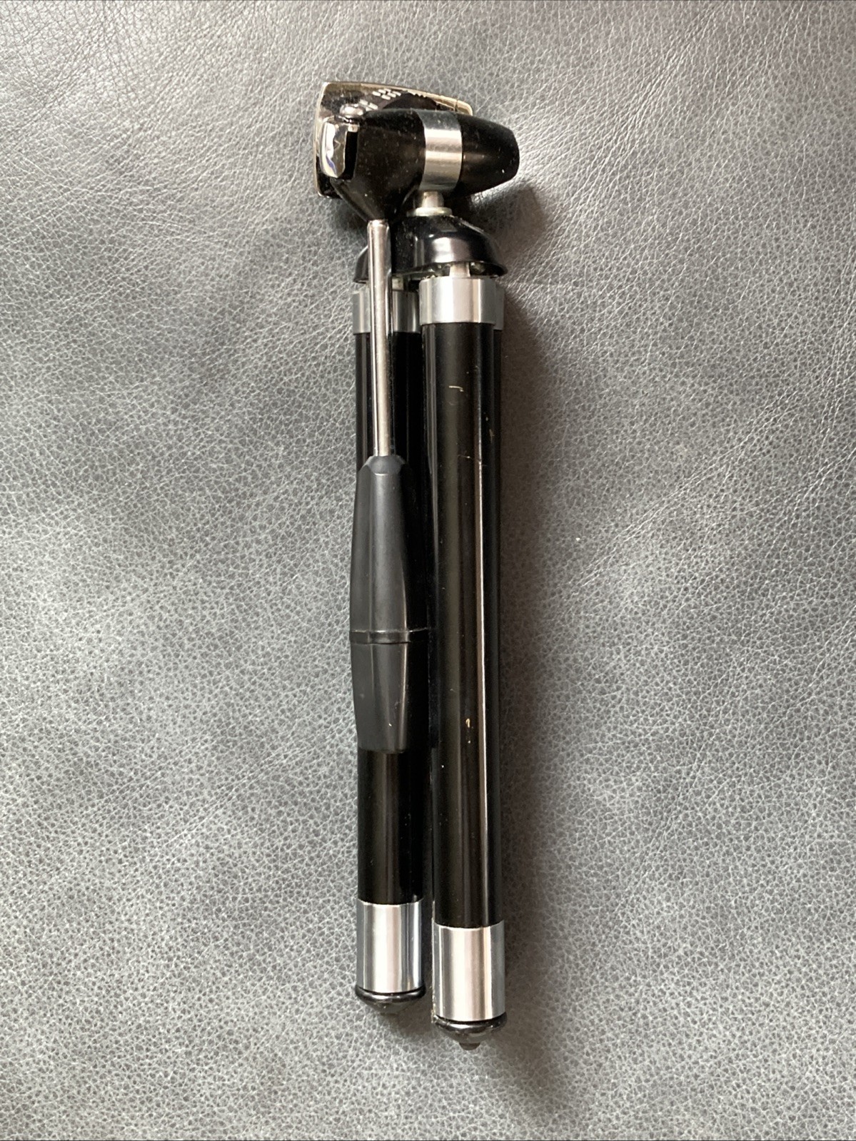 Vtg P&B Ponder Best Camera Tripod Model 99 10”-48″ Adjustable Height Telescoping