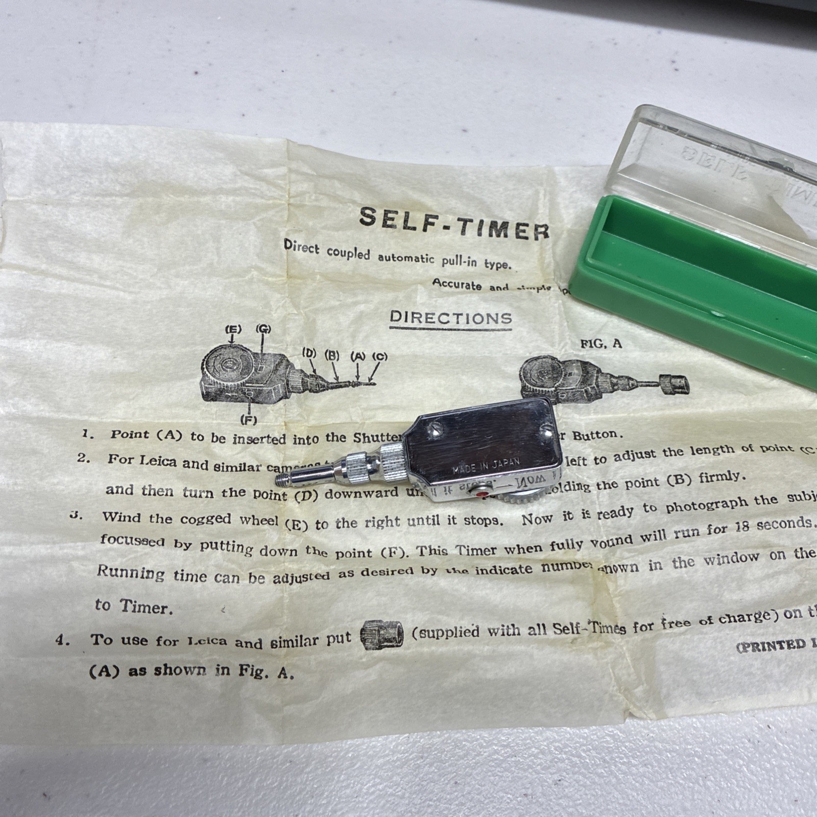 Vintage Self Timer w/Case & Instructions