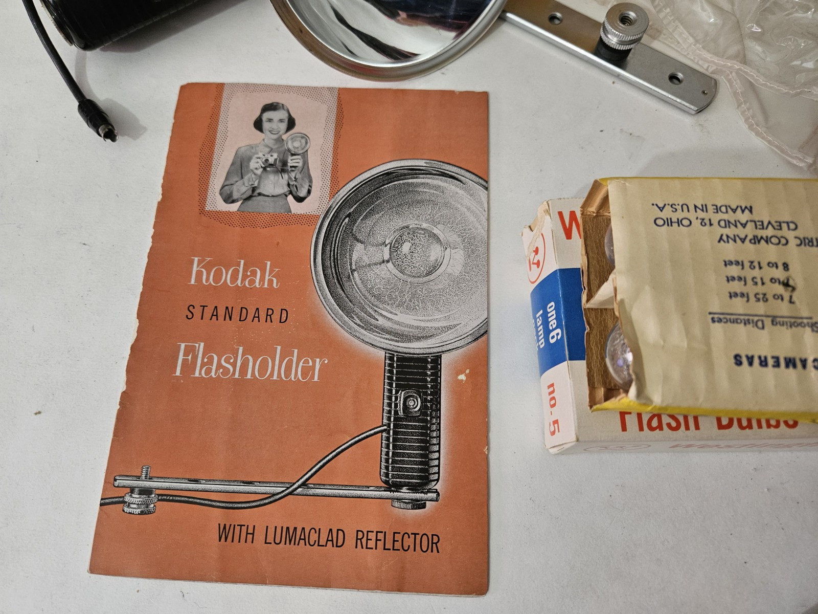 Vintage Kodak Standard Flash Holder With Asst. Flashbulbs In Original Box