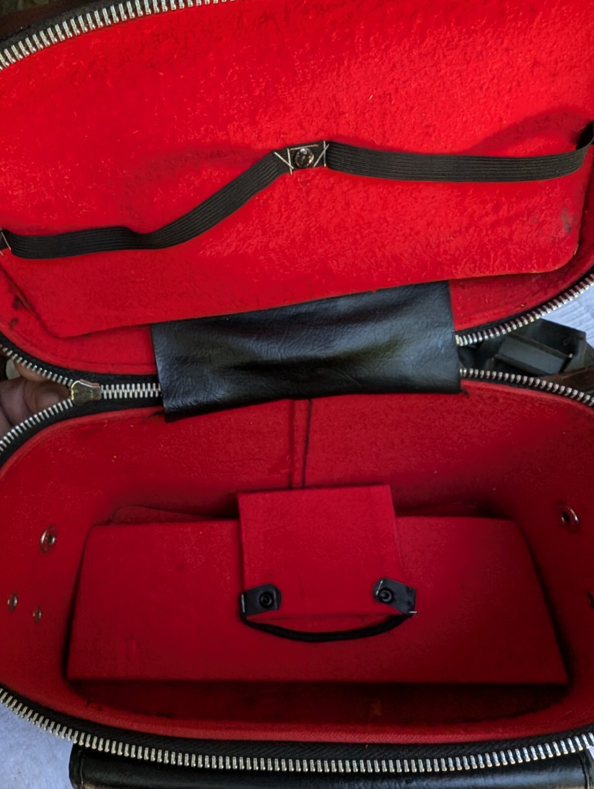 Vintage Leather Hard Camera Case Black Made In Hong Kong With Strap Red…