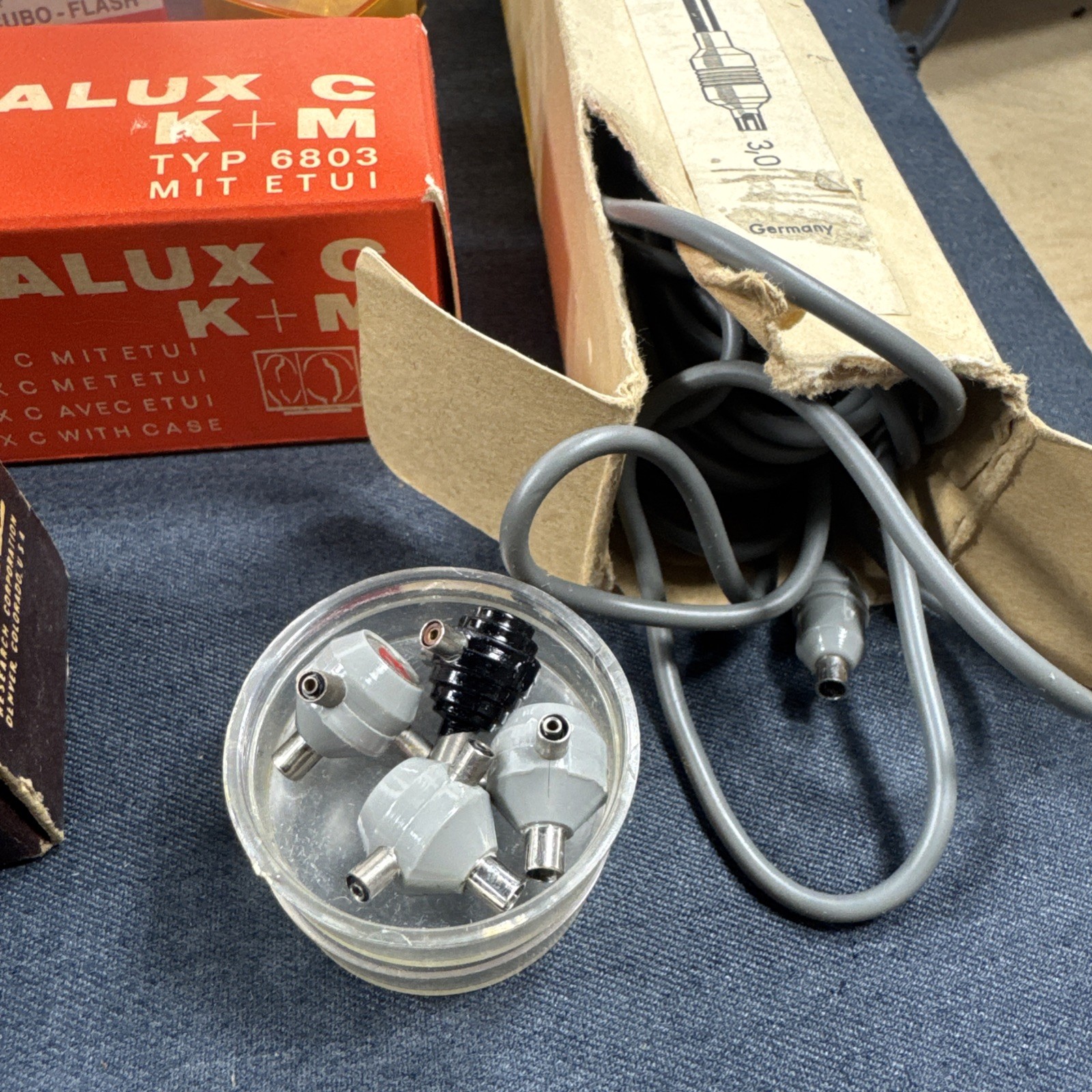 Camera Flash Accesory Lot – Kodak Agfa Rowi Duolux Heiland – New Old Stock NOS