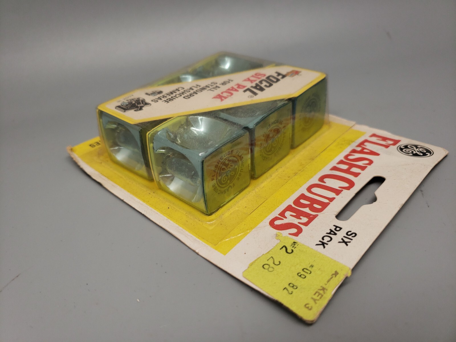 Vintage GE Flash Cubes New Open Box of 3