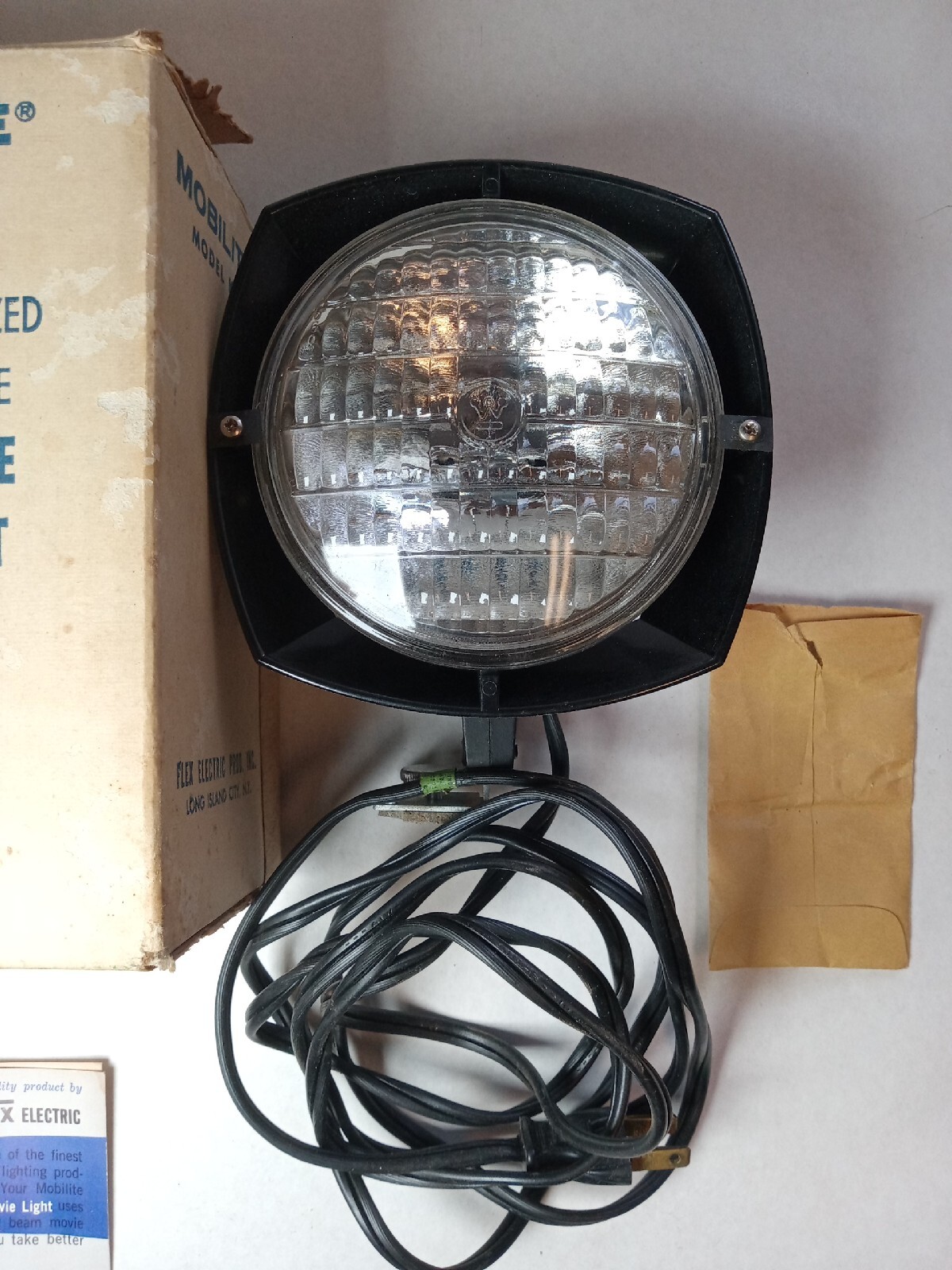 VINTAGE FLEX ELECTRIC MOBILITE MODEL K-5 SUPER 8 CAMERA MOVIE LIGHT