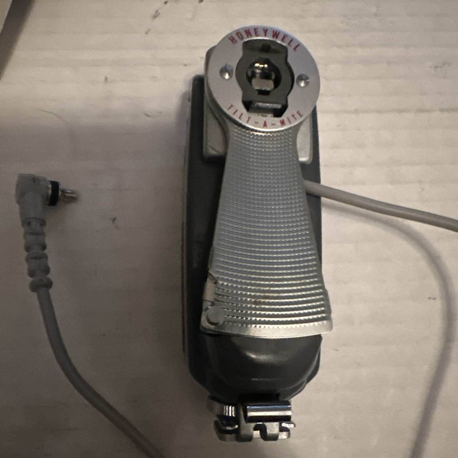 Vintage Honeywell Tilt-A-Mite Camera Flash Unit Fan Style made in Japan
