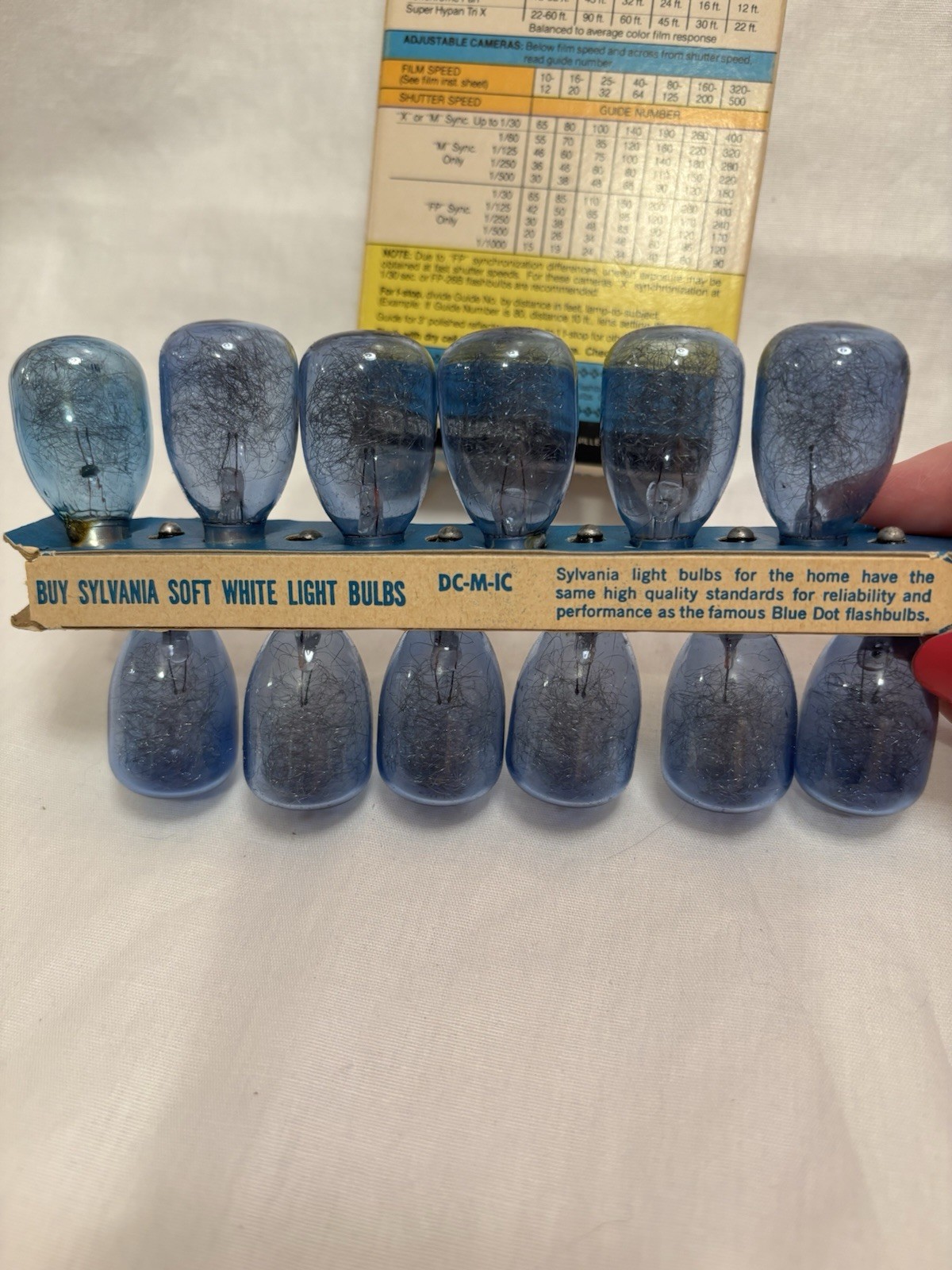 Vintage SYLVANIA Blue Dot Flashbulbs M3B 12 Blue Bulbs