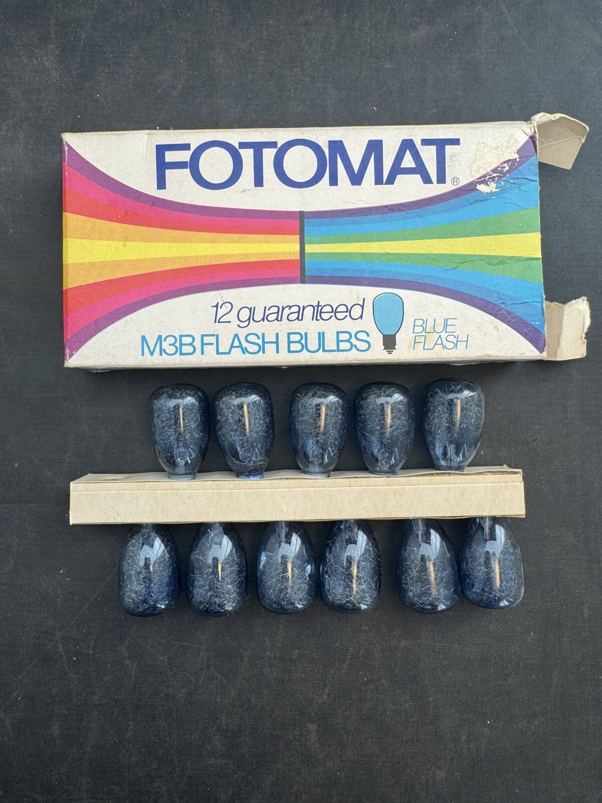 Vintage Fotomat M3B Flashbulbs Blue Flash/ 11 Bulbs