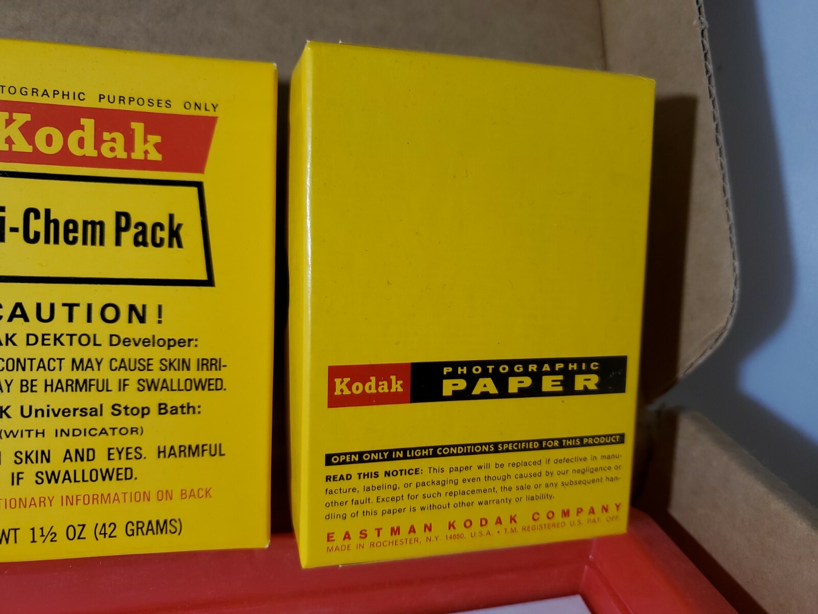 Vintage Kodak Photograph Developing Kit RARE