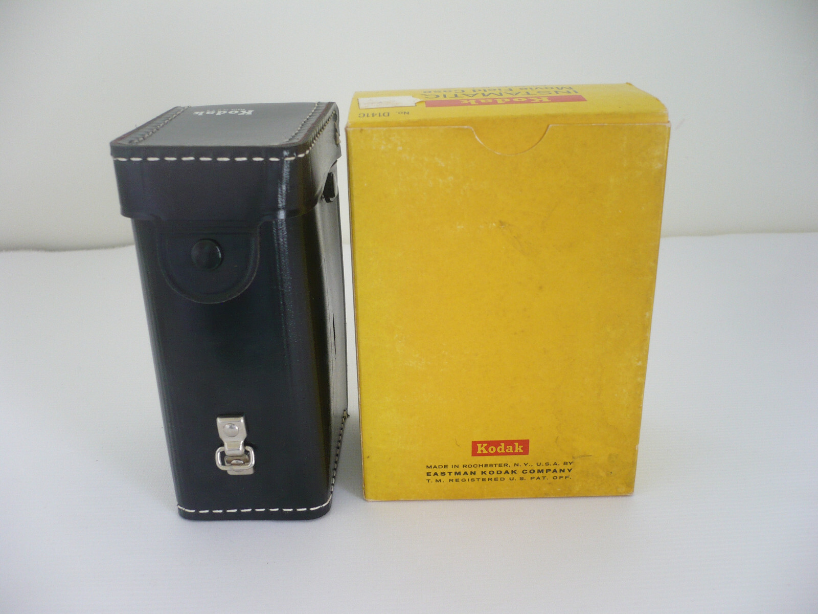 Vintage Kodak Instamatic Movie Field Case w/Carrying Strap Model A in Box NEW