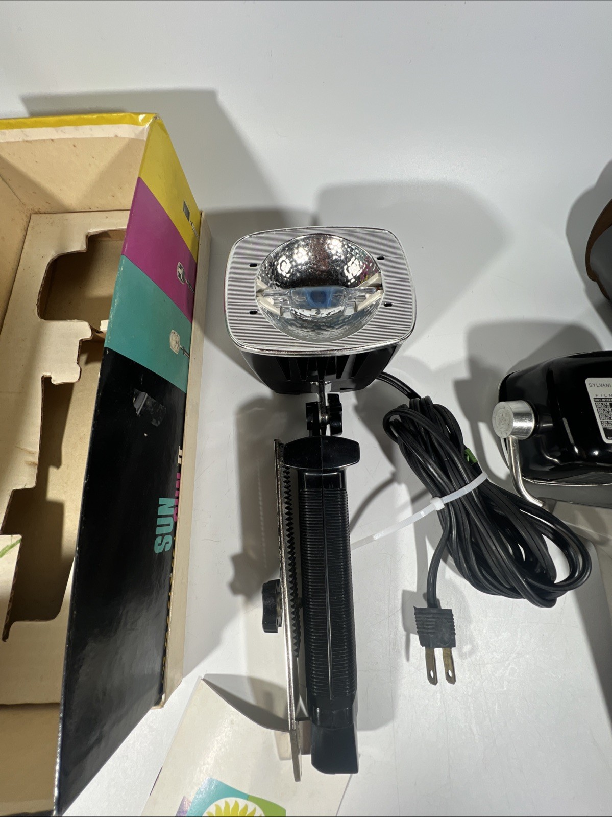 Cintage Sylvania SG1 & SG2 Sun Gun Movie Light Original Box Tested Working Lot