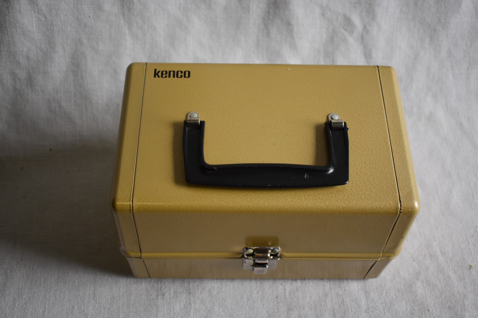 Vintage Kenco Movie Film Library Chest Box 8mm W/5 Carson 200 ft Reel and Can