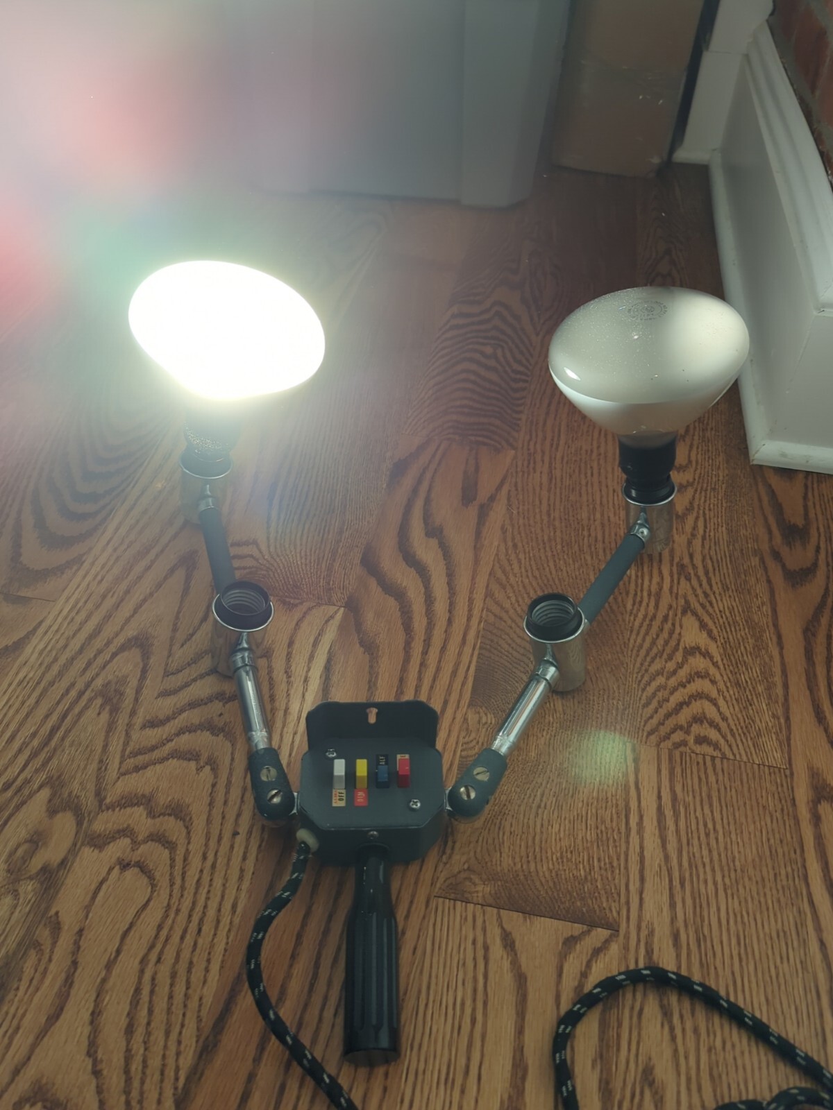 Mayfair Foldomatic hand-held photography light *TESTED* 4 Bulb – Vintage Lamp